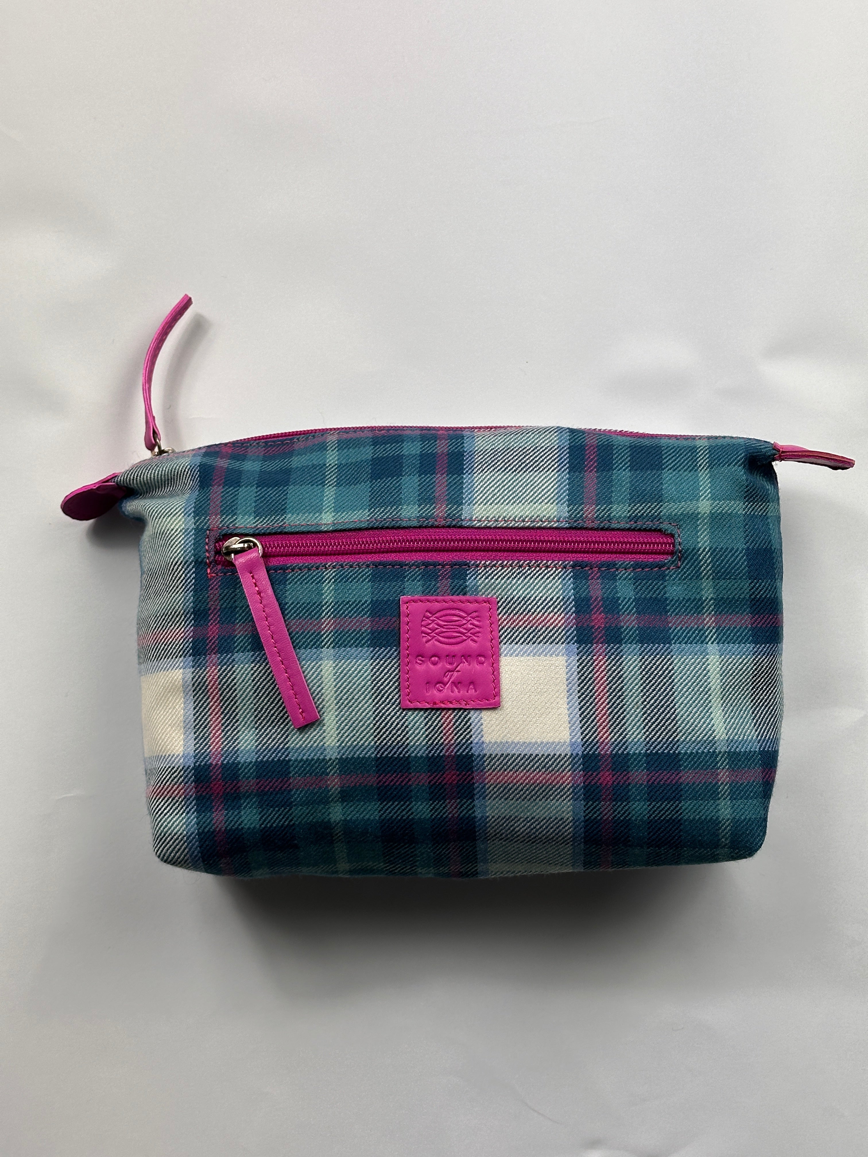 Sound of Iona Tartan Washbag (Pink)