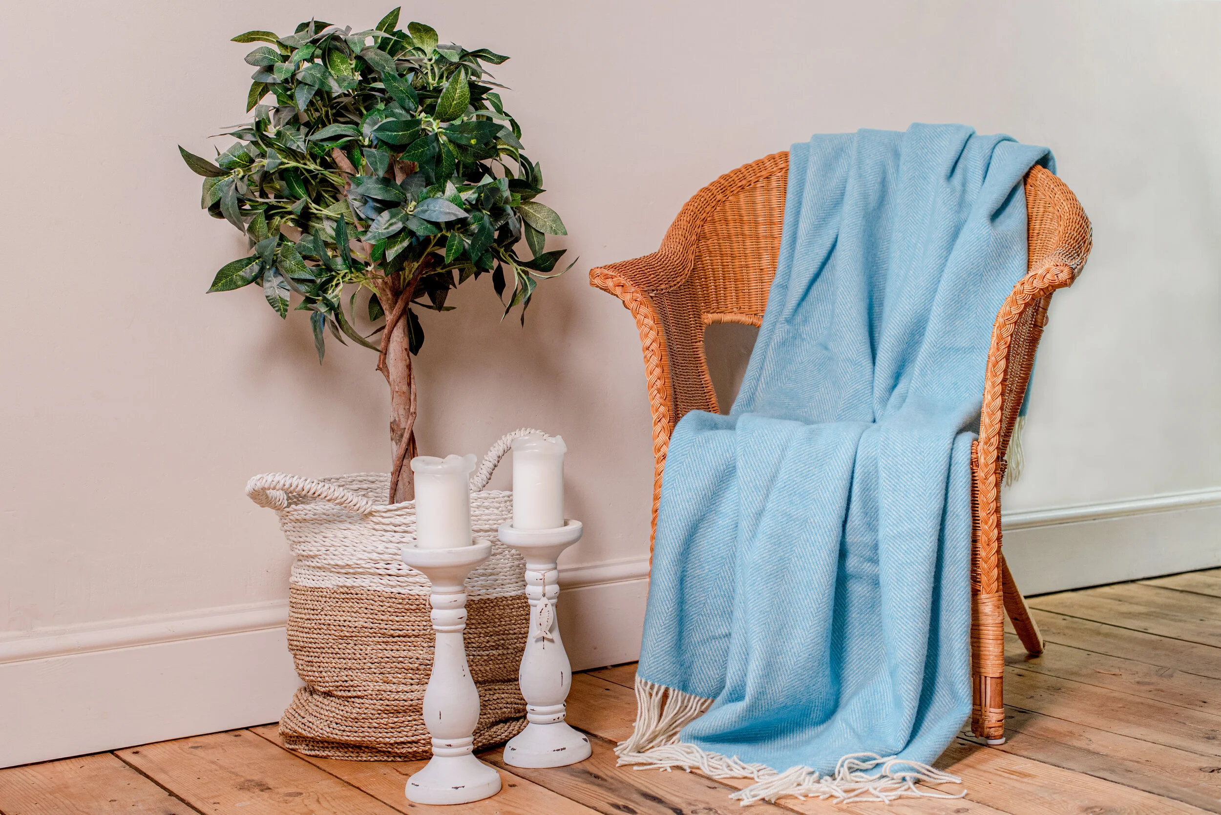 Shetland Wool Seaspray Throw