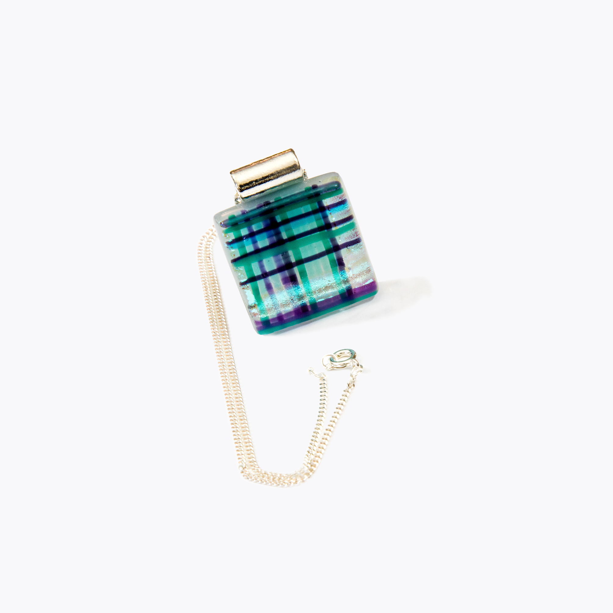 Martyrs-Bay-Iona-Scotland-Glass-Pendant-Necklace.png