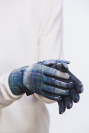 Tweed Gloves